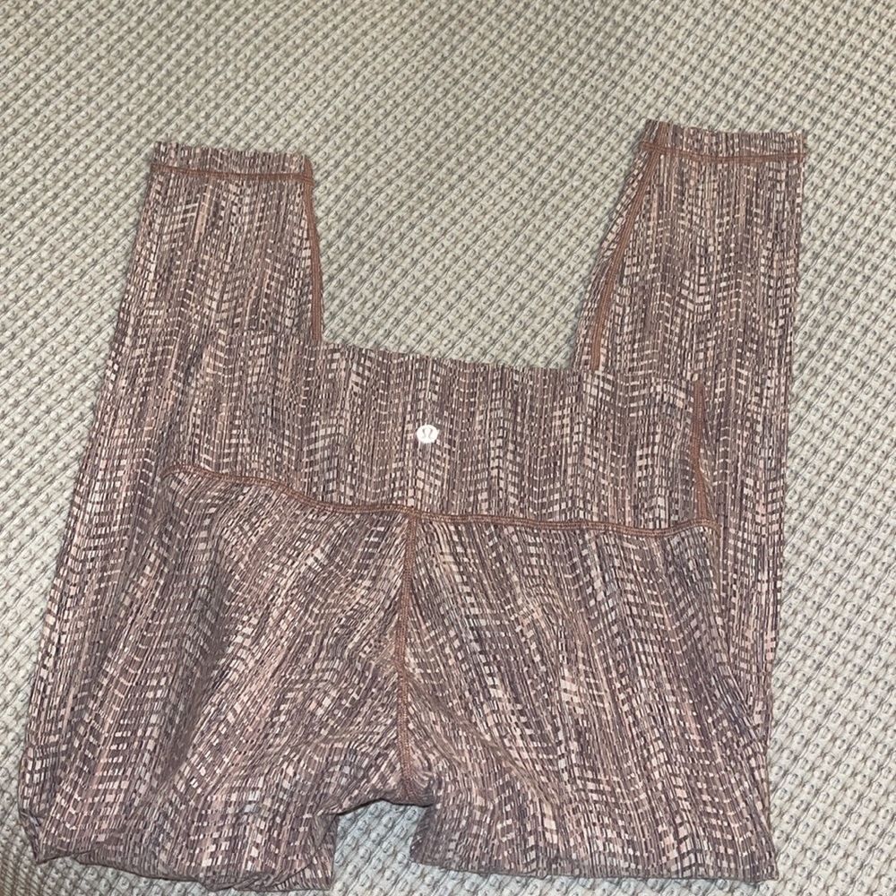 Lululemon leggings
